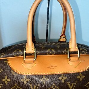 Louis Vuitton Purse Deauville